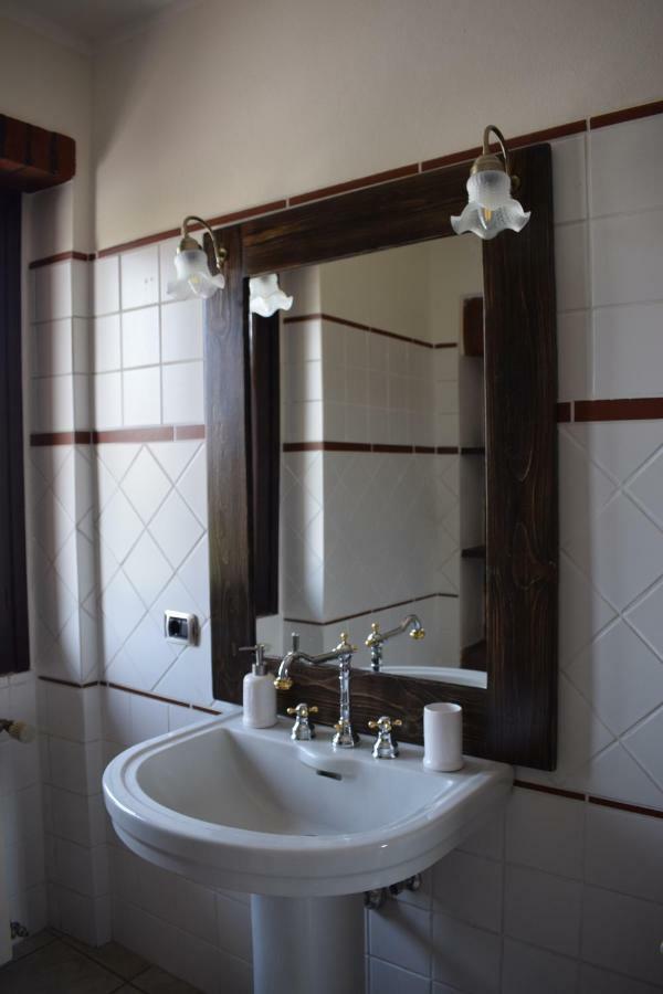Hotel Ca' Dal Matt Borgo Ticino Esterno foto